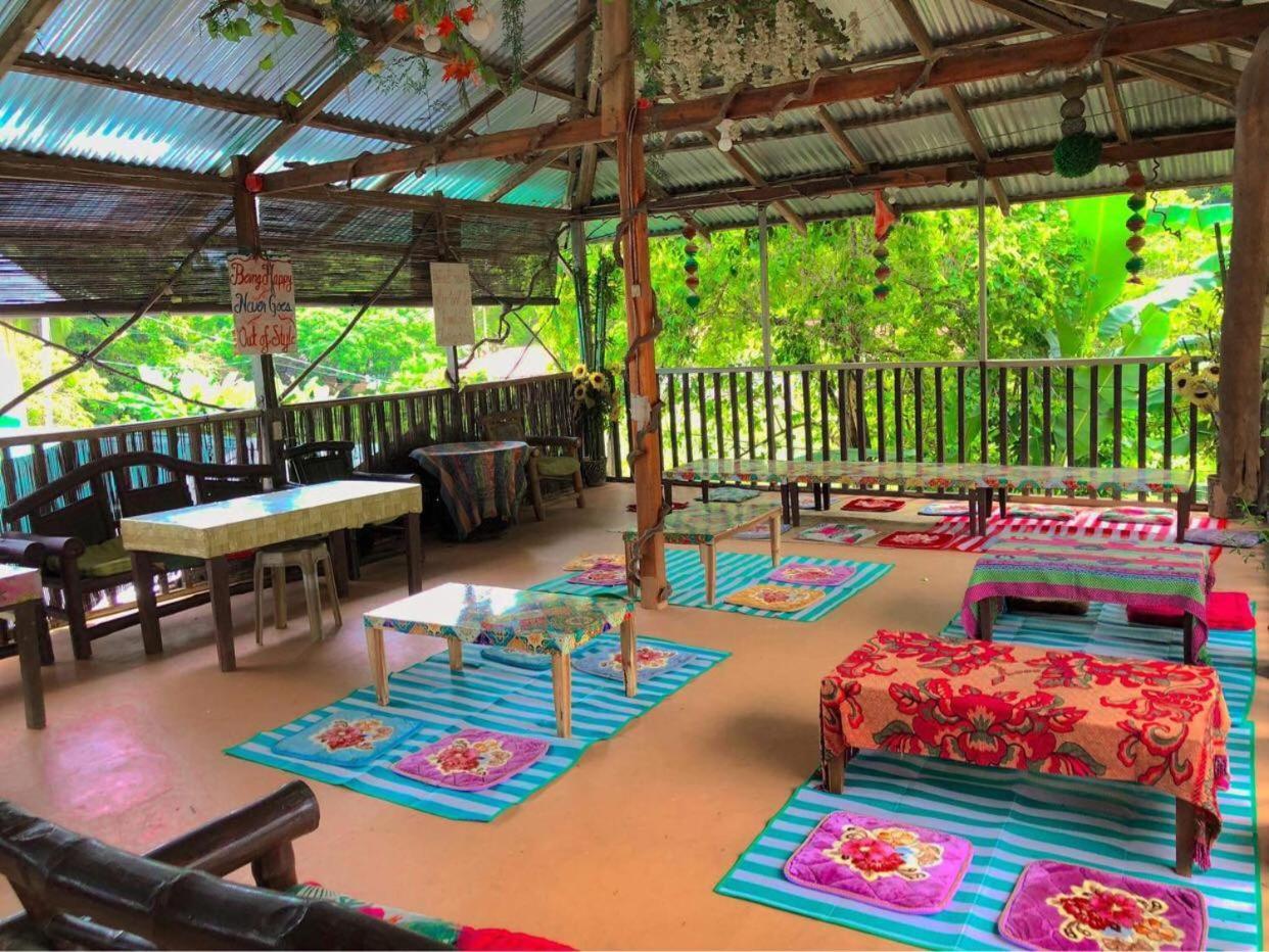 El Nido Hostel Sun Valley Экстерьер фото
