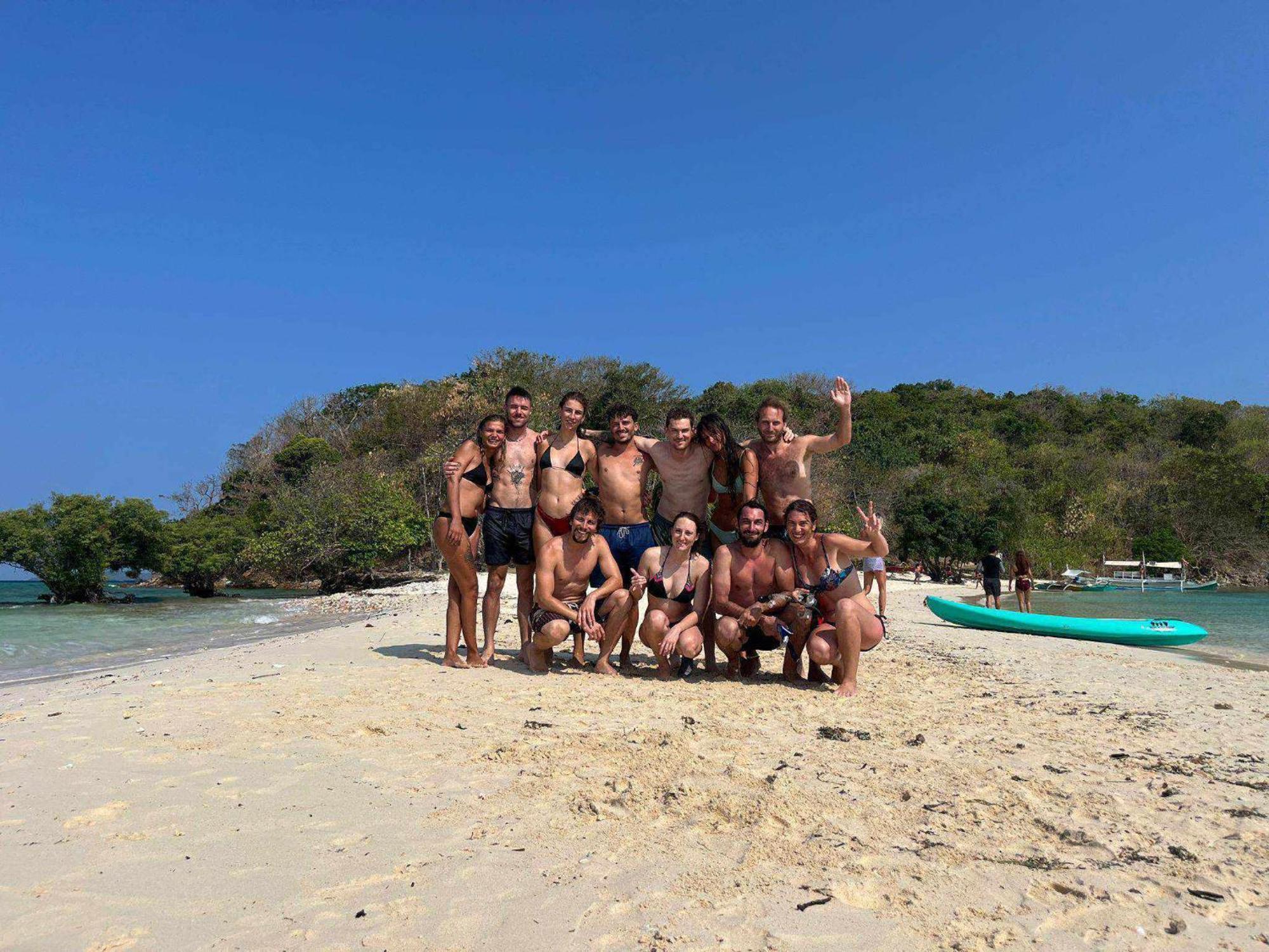 El Nido Hostel Sun Valley Экстерьер фото